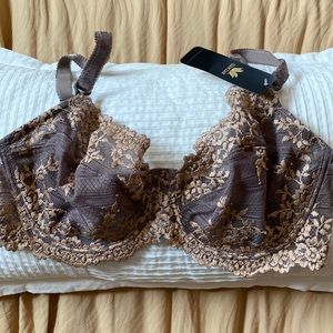 NWT Wacoal lace bra size 36 D
